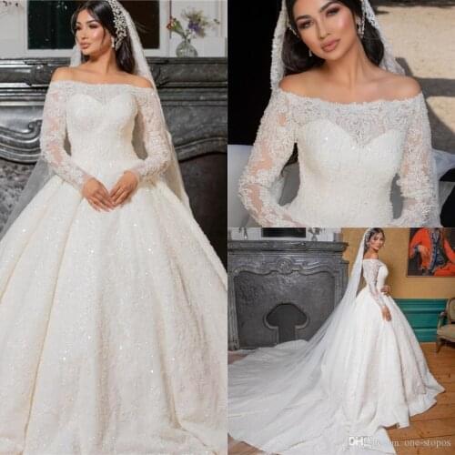 Luxury Arabic Off Shoulder Ball Gown Wedding Dresses Vintage Long Sleeevs Lace Appliqued Crystal Beaded Plus Size Bridal Gown
