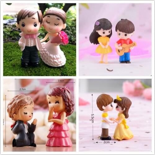 1Set DIY Mini Stool Couples Dolls Fairy Garden Creative Miniature Ornaments Boy Girl Guitar Sweety Lovers Couple Figurines Craft