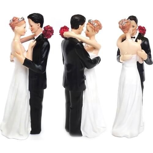 Resin Couples wedding cake toppers bride and groom Engagement Cake Topper cake topper wedding Decoration Party Supplies