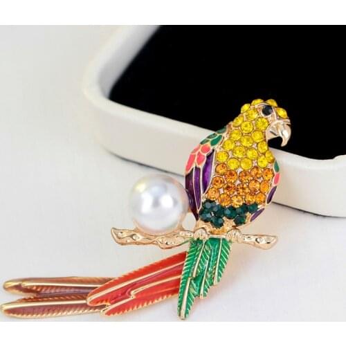 High Quality Clothes Sweater Accessories Simulated Pearl Brooches Full Rhinestones Brooch Pins for Women Jewelry Gifts