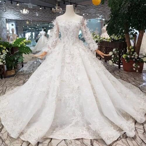 BGW HT4304 Special Wedding Dresses With Feather See-through Back Handmade Button Bridal Dress For Girl Vestido De Noiva Princesa