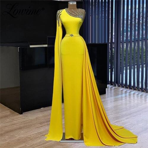 Lowime Dubai Design One Shoulder Yellow Crystals Evening Dresses 2021 Plus Size Middle East Evening Wear Women Party Gowns Prom