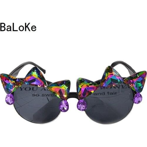 Baroque Style Retro Women Cat Eye Sunglasses Flowers Shinning Sexy Exaggerated Party Nightclub Crystals Eyewear