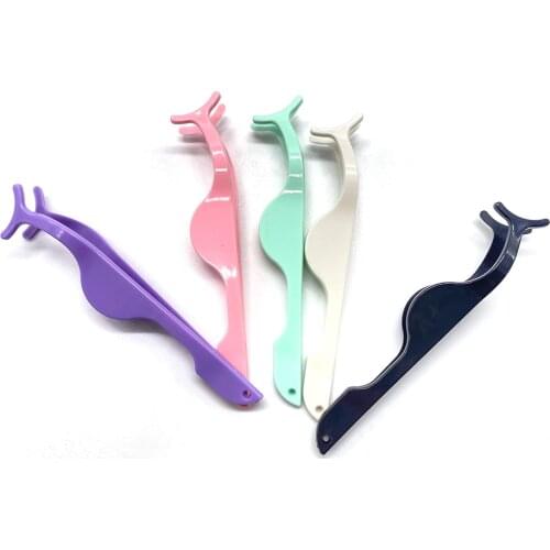 Eyelash Clip Plastic Material Multiple Colors Environmental Protection Materials High Gloss Fuel Injection Clip Eyelashes