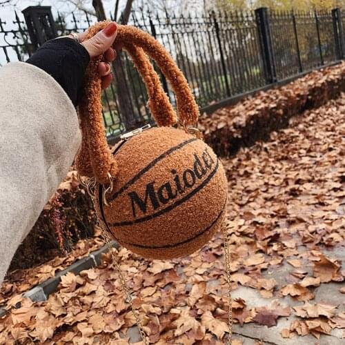 Personality womens crossbody soft plush basketball bag 2021 new winter warm ball purses girls shoulder bags female chain bags