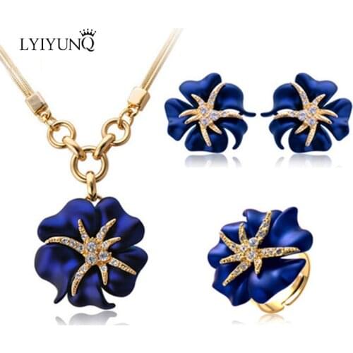 LYIYUNQ Ethnic Vintage Rose Flower Earrings Pendant Necklace Ring Jewelry Set Classic Gold Color Starfish Jewelry Sets For Women