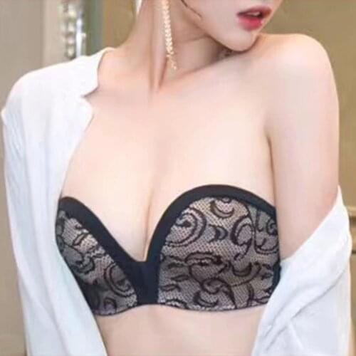 Anti-slip Chest Strapless Invisible Chest Sticker, Non-marking Thin Anti-glare and Anti-bumps Invisible Nipple Sticker For Lady