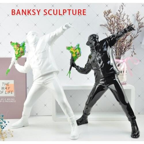 RESIN FIGURINE ENGLAND STREET ART BANKSY FLOWER BOMBER SCULPTURE STATUE BOMBER POLYSTONE FIGURE COLLECTIBLE ART TOY