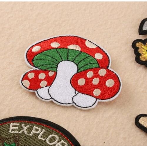 50pcs/lot Weird Stuff Embroidery Patches Letters Clothing Decoration Accessories Diy Iron Heat Transfer Applique Clothes