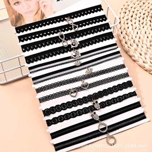 Gothic Classic Lace Necklace Women Small Fresh Black Neckline Simple Collarbone Chain Fashion Temperament Collar