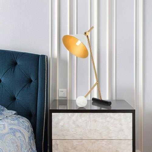 High Quality Modern Luxury Table Lamp Villa Golden Dining Table Decoration Table Lamp Nordic Retro Bedroom Bedside LED Light