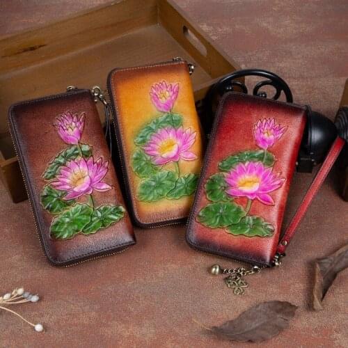 2021 Spring New Women Purse Hand Painted Nature Cow Leather Retro Lotus Long Wallet Card Holder Embossing Lady Clutch Wallets