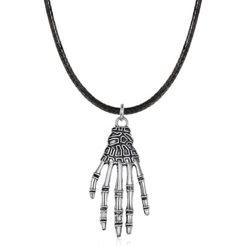 Skull Hand Necklace Skeleton Bone Claw Gothic Punk Vintage Antique Silver Color Fashion Pendant Medical Jewelry Wholesale