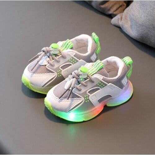 New Children Luminous Shoes Boys Girls LED Sport Running Shoes Baby Lights Fashion Sneakers Toddler Kids With Light Sneakers