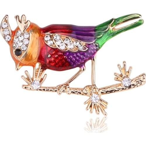 New Arrival Enamel Pins Bird Brooch Fashion Cute Animal Brooch Unisex Women Men Jewelry Colorful Style New Year Gift