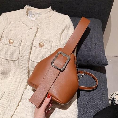 Trend Vintage Solid Color Chain Leather Crossbody Bag for Women Travel Clutch Bag Female Fashion Simple Handbag and Purse