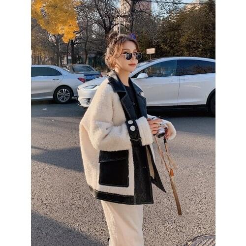 Women 2021 Autumn Winter Loose Casual Locomotive Clothing Female Warm Faux Lamb Fur One Piece Jacket Ladies Fake Fur Coat C567