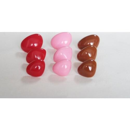 30pcs/lot 26mm 29mm 35mm red/brown/pink Triangle plastic safety toy noses & soft washer for diy doll--color option