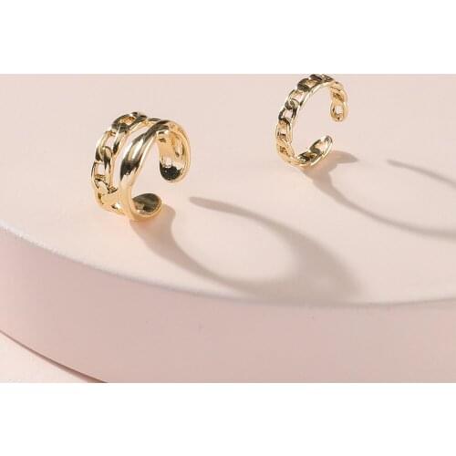 LUNA CHIAO 2020 Popular Trendy 2 Pieces Metal Curb Chain Link Shape Cuff Earrings Set for Women
