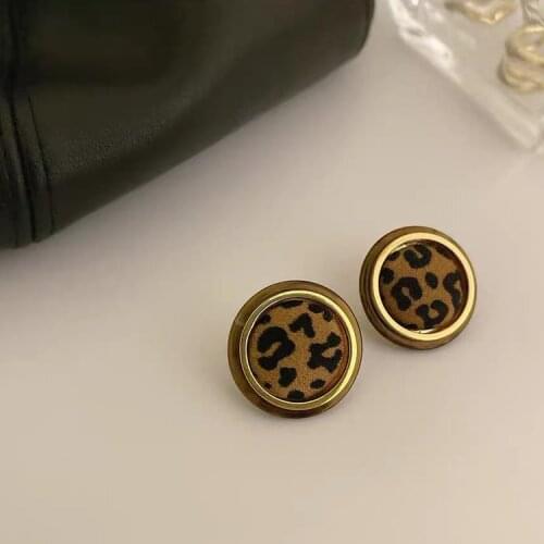 French Retro Geometric Earrings Round Leopard Print Earrings Womens Simple Temperament Fashion Earrings Trend