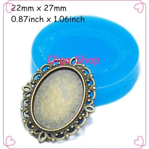 OYL010 Ornate Victorian Lace Frame Silicone Mould 27mm - Charms Polymer Clay Jewelry Mold, Fake Sweet Mould Food Safe