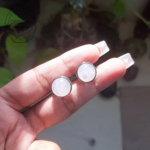 MOMIJI Stud Earrings