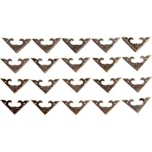 20Pcs 30mm Wooden Box Iron Scrapbooking Albums Corner Bracket Antique Brass Decorative Protectors Crafts for Furniture Hardware