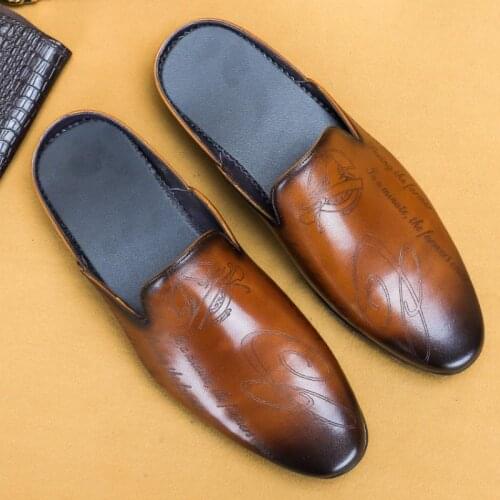 Trendy Carving Leather Slippers England Mens Business Casual Mules Shoes Daily Leisure Party Fashion Slippers Big Yards 44 45 46