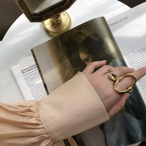 Cold wind Europe metal curved opening ring titanium steel plating gold color is not easy to lose color adjustment