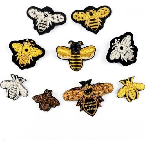 DIY 3D Hand embroidery beaded gold BEE patch with pin metal wire cloth applique for Coat Trousers Bag Brooch