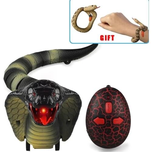 Novelty RC Snake with Toy Snake Bracelet Gift Terrifying Plastic Infrared Funny Remote Control Rattlesnake Mischief For Tricky