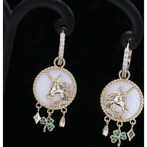 SWOUR New Fashion Jewelry Zirconia Unicorn Horse Design Mismatched Small Circle Round Huggie Earrings Femme Top Quality S676