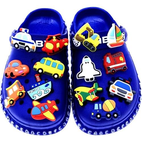 1PCS New Arrival Cartoon Car Icon Shoes Charms Hole Slipper Accessories For Boy Kids Gifts Excavator Cute Silicone Buckle