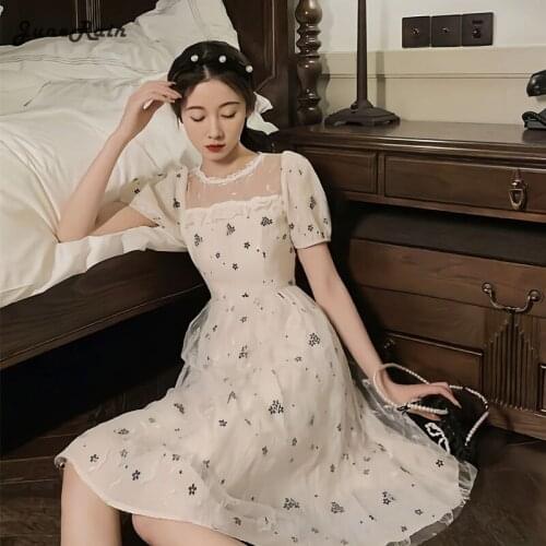 JuneRain Elegant Vintage Print Dresses Women Kawaii Sweet Patchwork Bubble Sleeve Dress Pretty Romantic Summer Light Dress 2021