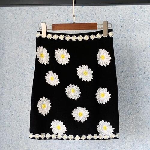 Holiday Style 3D Embroidery Daisy Flower High Waist A-Line Black Mini Skirt High Quality Brand Clothes New 2021