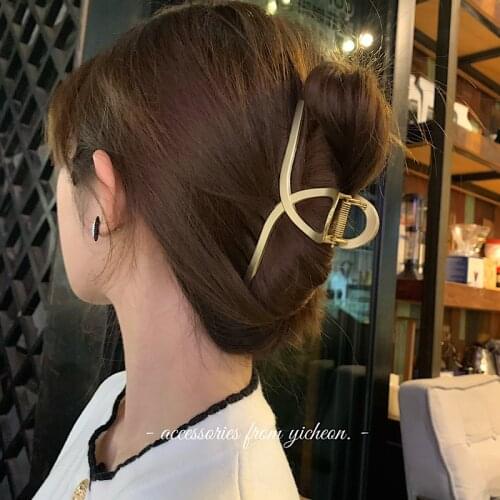 2021 New Women Elegant Gold Hollow Geometric Metal Hair Claw Vintage Hair Clips Headband Hairpin Crab Fashion Hair Accessories