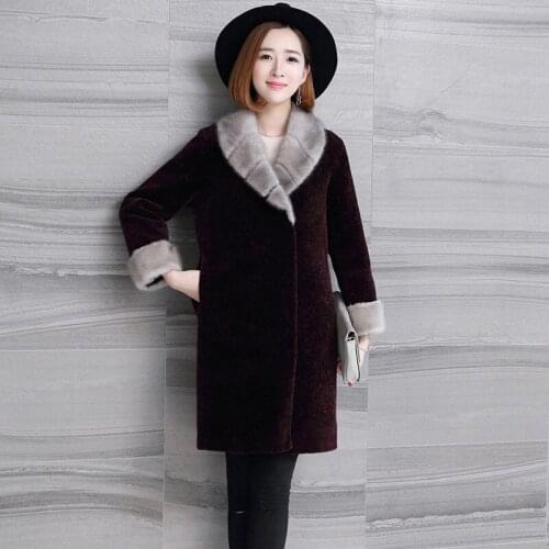 2020 New Natural Lamb Coat Female Winter Warm Jackets For Women Real Sheep Coats Mink Fur Collar Overcoat WYQ943