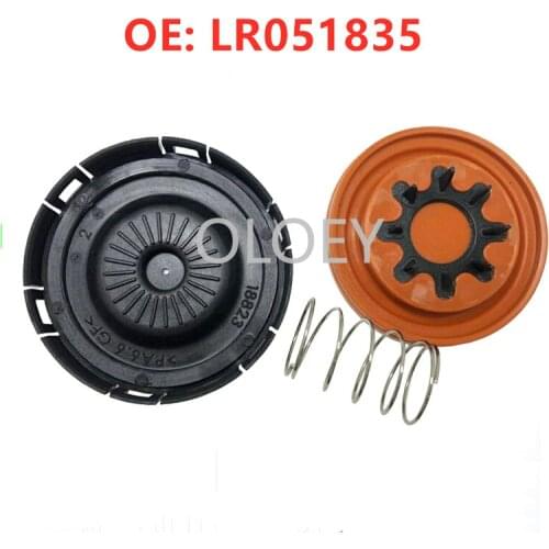 PCV VALVE COVER Engine Cylinder Head Waste Valve Cover PCV Valve Cylinder Head Cover LR051835 for Range Rover for Jaguar