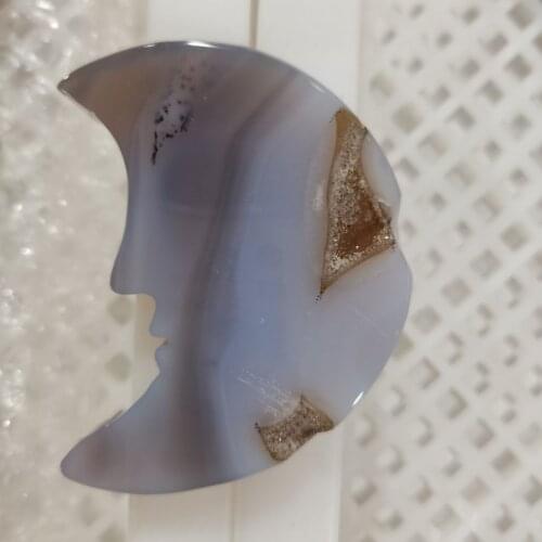 Natural Agate Quartz Crystal Moon Shaped Stone Crafts Ornaments Healing Gemstone Home Decoration Reiki Souvenir DIY Gifts