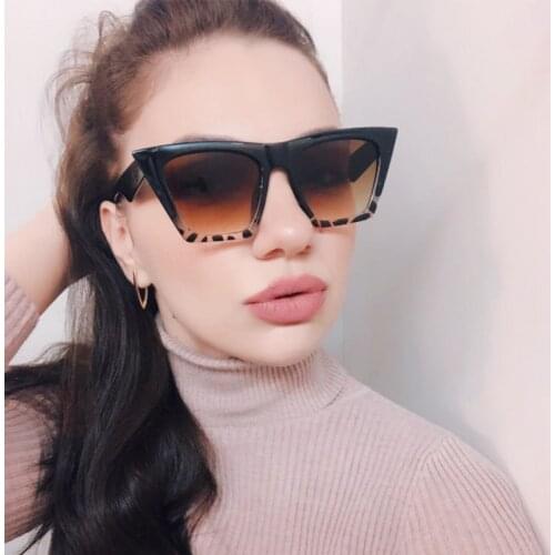 Retro Trapezoid Sunglasses Vintage Oversized Cat Eye Eyewear Shades for Women 90s 80s Aesthetic Sun Glasses