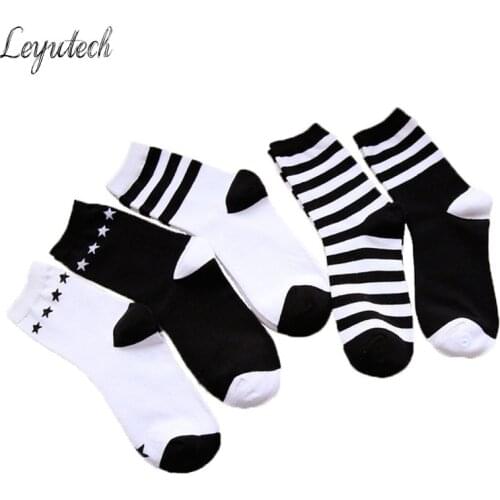 AIANGELAQIN Women's Socks And Hosiery