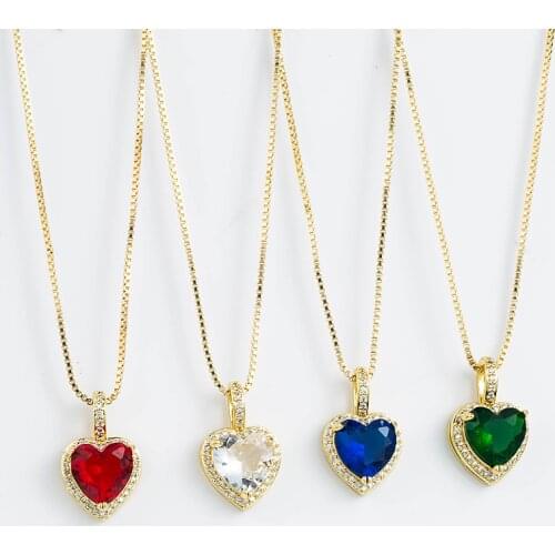 2021 Sweet Fashion Crystal Love Pendant Necklaces Lady Multicolor Rhinestone Gold Chain Clavicle Chain Party Jewelry Accessories