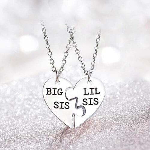 2Pcs Half Love Rhinestone Pendant Big/Lil Sis Letter Carved Split Heart Pendant Necklace Women Jewelry Friendship Friend Gift