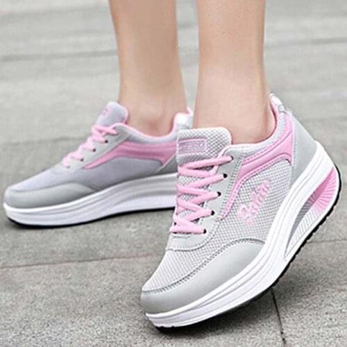 2021 Women Sneakers Casual Shoes Female Outdoor Sneakers Vulcanized Outdoors Women Trainers Lace Up Plus Size Chaussures Femme