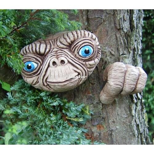 Alien Resin Pendant Garden Decoration Over the wall Birthday Gift Model Creative Halloween Toy Decoration