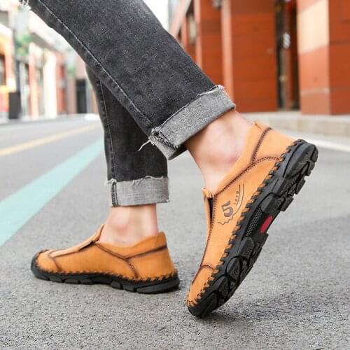 Sale hombre leather fashion boots 2020 leisure zapatos mens mens shoes casual running for sneakers hot spring male sapato man
