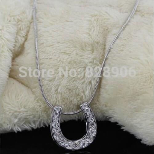 1PC Fashion Equestrian Horse Shoe Jewelry Zinc Alloy with Snake Chain and Czech Crystal Horseshoe Pendant Necklaces