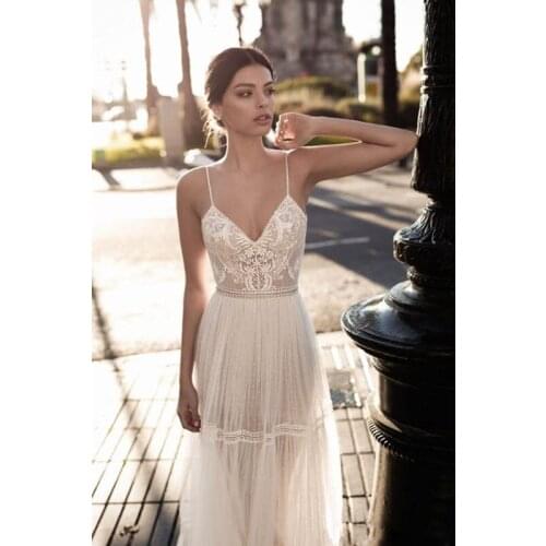 Gali Karten 2019 Wedding Dresses Bridal Gowns Lace Applique Berta Bohemian Spaghetti Straps V-Neck Backless Floor Length
