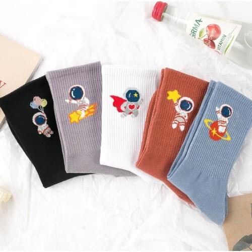 Spring And Summer Women Socks Solid Color Ins Tide Embroidery Astronaut Net Red Fashion Wild Short Tube Sock Sports Tide Socks