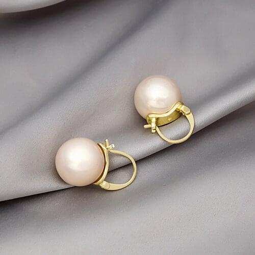 Origin Summer Temperament Oversized Imitation Pearl Earrings for Women Gold Color Metal Round Pearls Hoop Earrings Pendientes